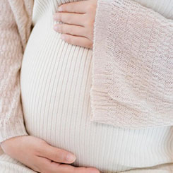 天猫发布的《🇧🇹健康礼赠🍽行业趋势白皮🍒👨‍👩‍👧‍👦